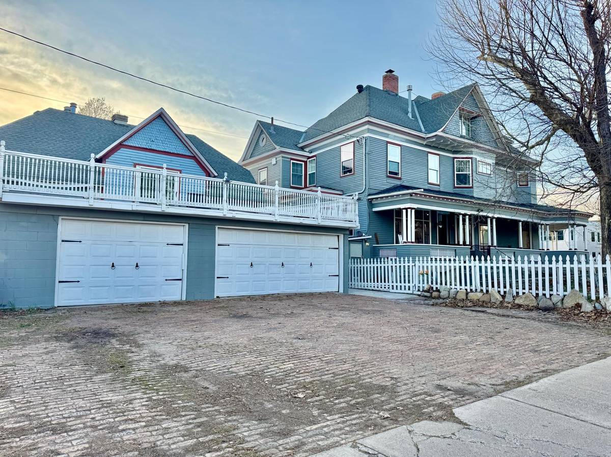 1464 Minnehaha Ave W, Saint Paul, MN 55104