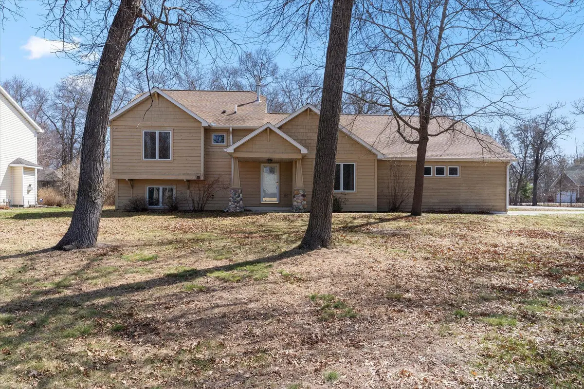 13910 Cherrywood DR, Baxter, MN 56425