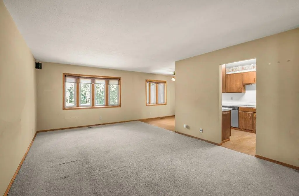 244 W Eagle Lake DR, Maple Grove, MN 55369