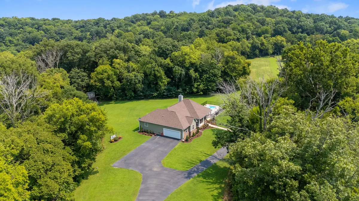1600 Ledford Rd, Lewisburg, TN 37091