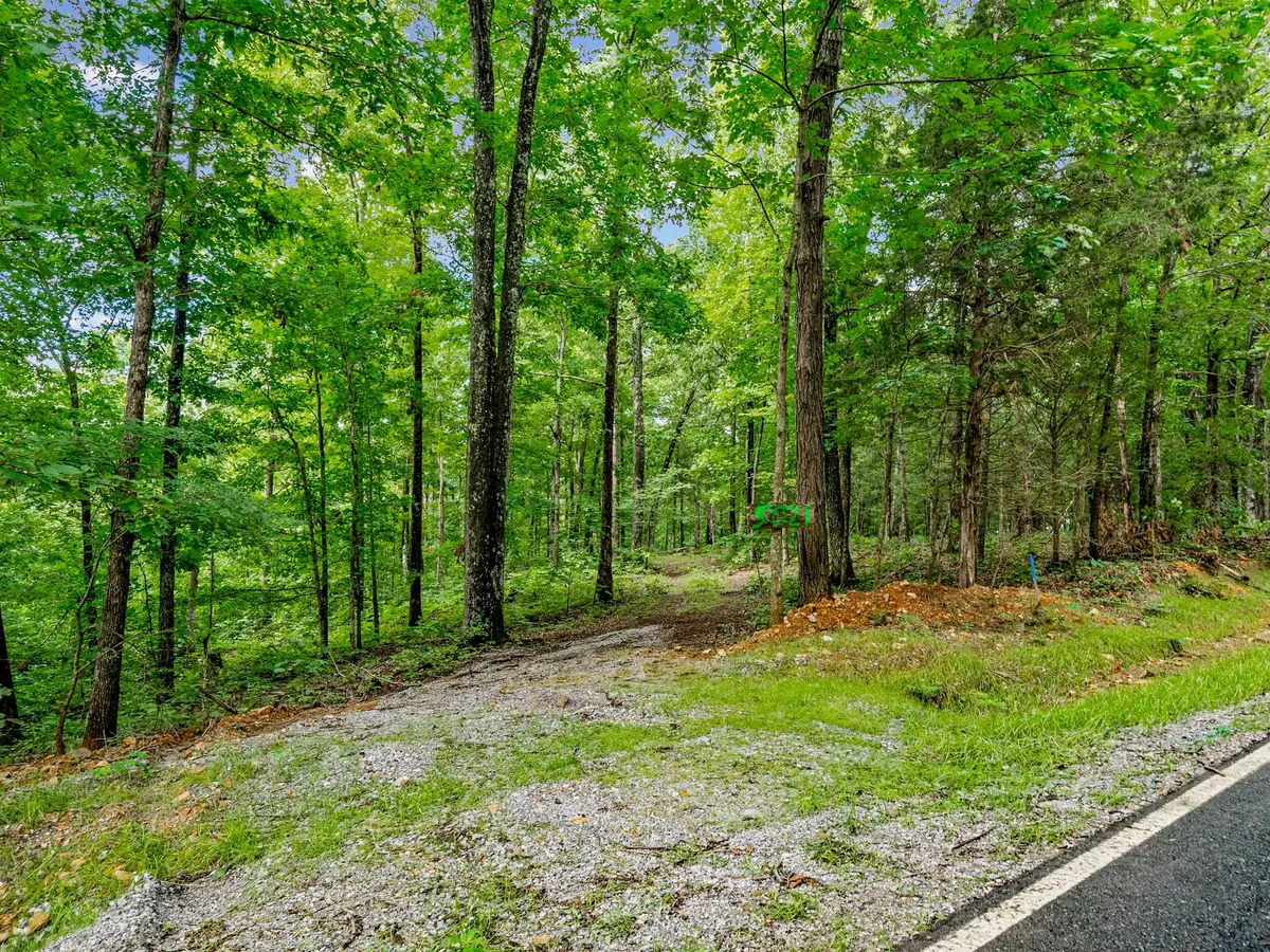 5021 Old Highway 13, Cumberland City, TN 37050