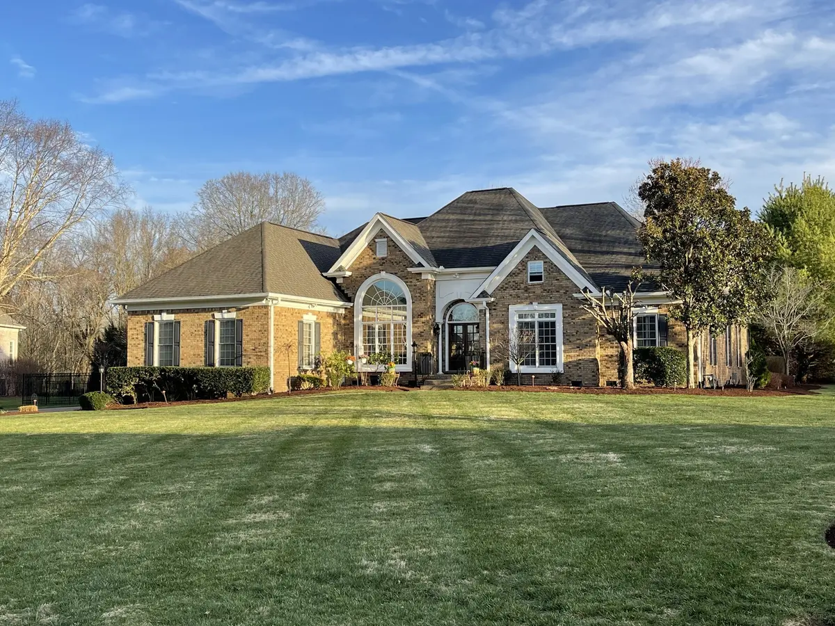 8251 Jamie Ct, Brentwood, TN 37027
