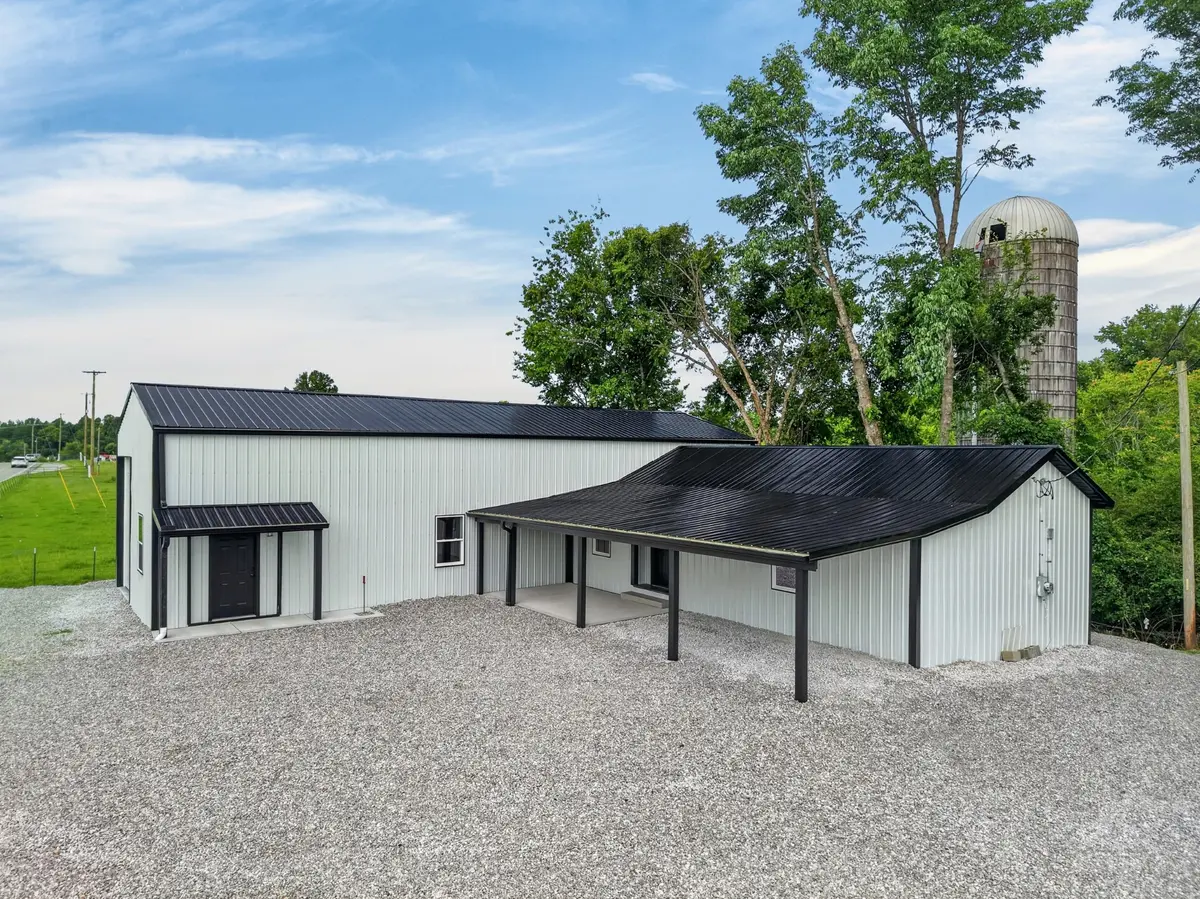 8515 Cookeville Boat Dock Rd, Baxter, TN 38544