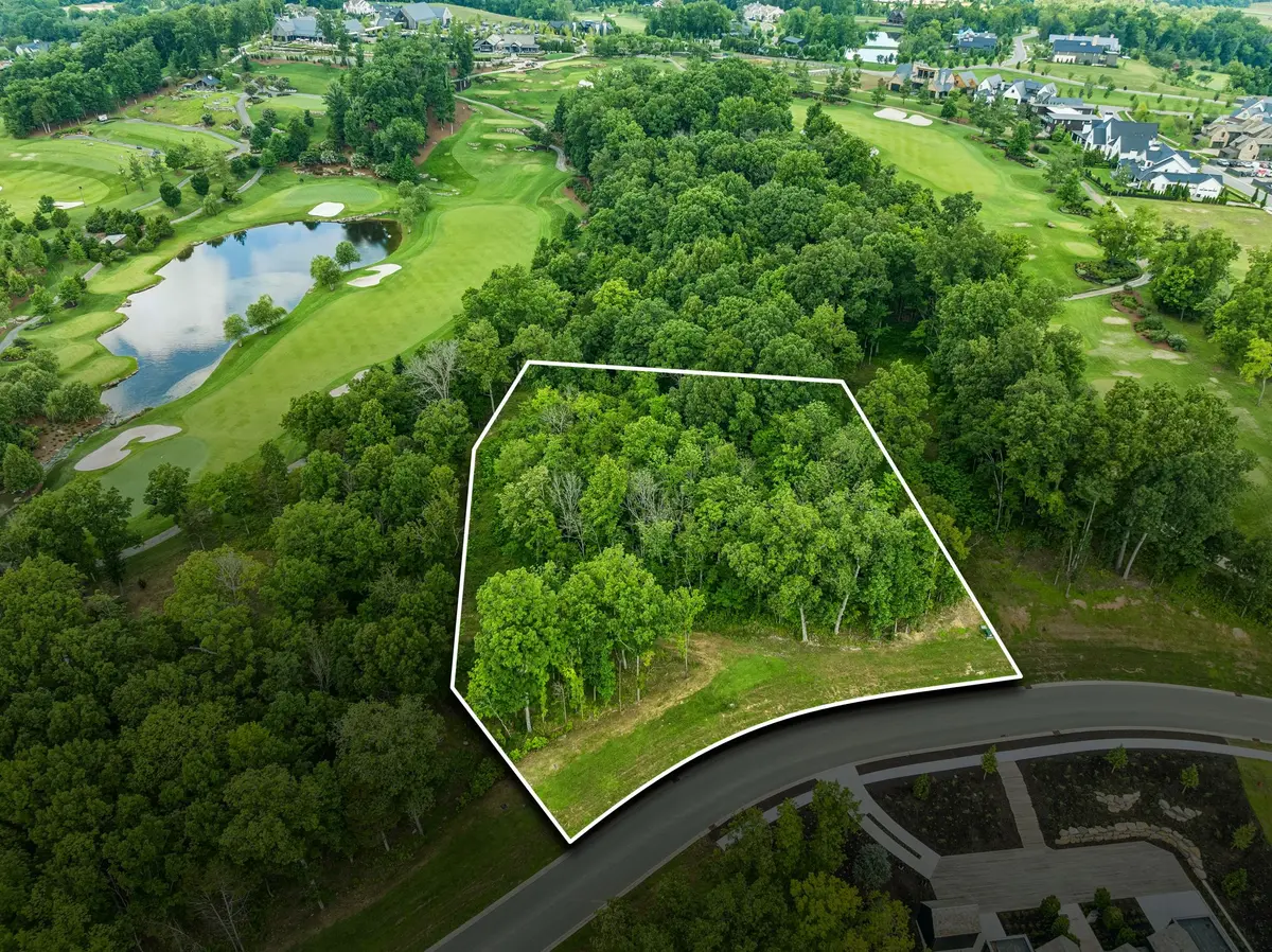 9208 Troubadour Dr, College Grove, TN 37046