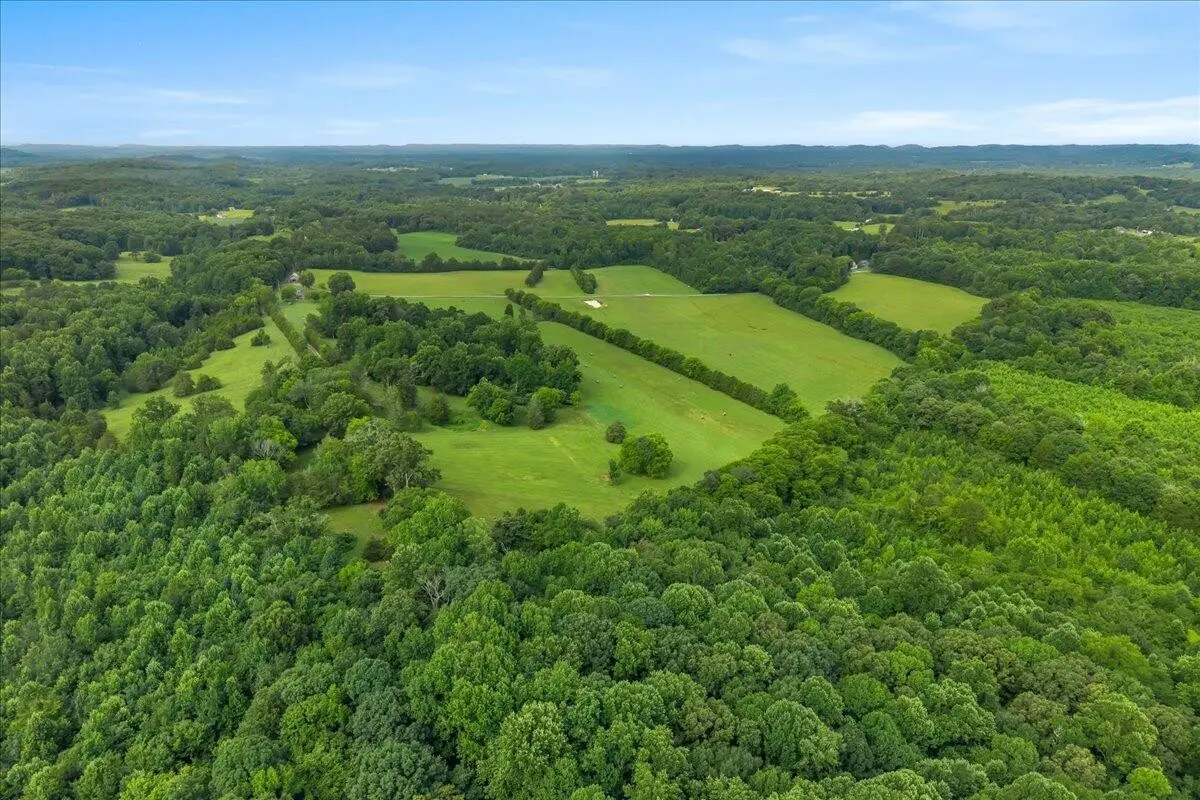 211 County Road 617, Athens, TN 37303