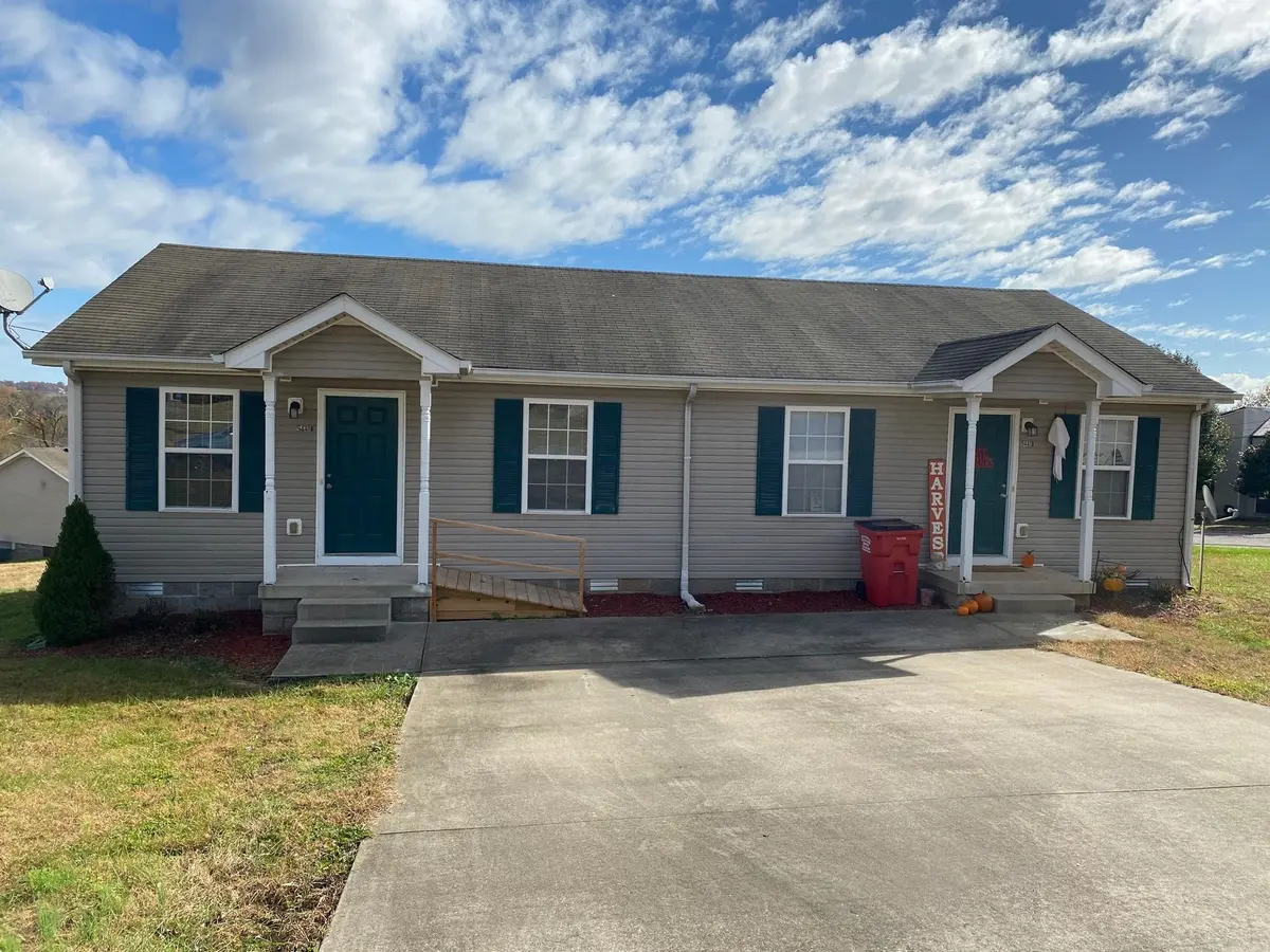 944 Kingsbury Dr #B, Clarksville, TN 37040