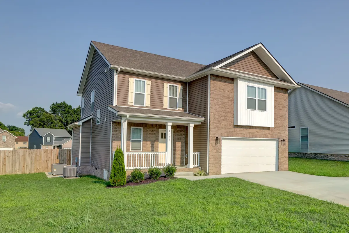 1385 Harmon Ln, Clarksville, TN 37042