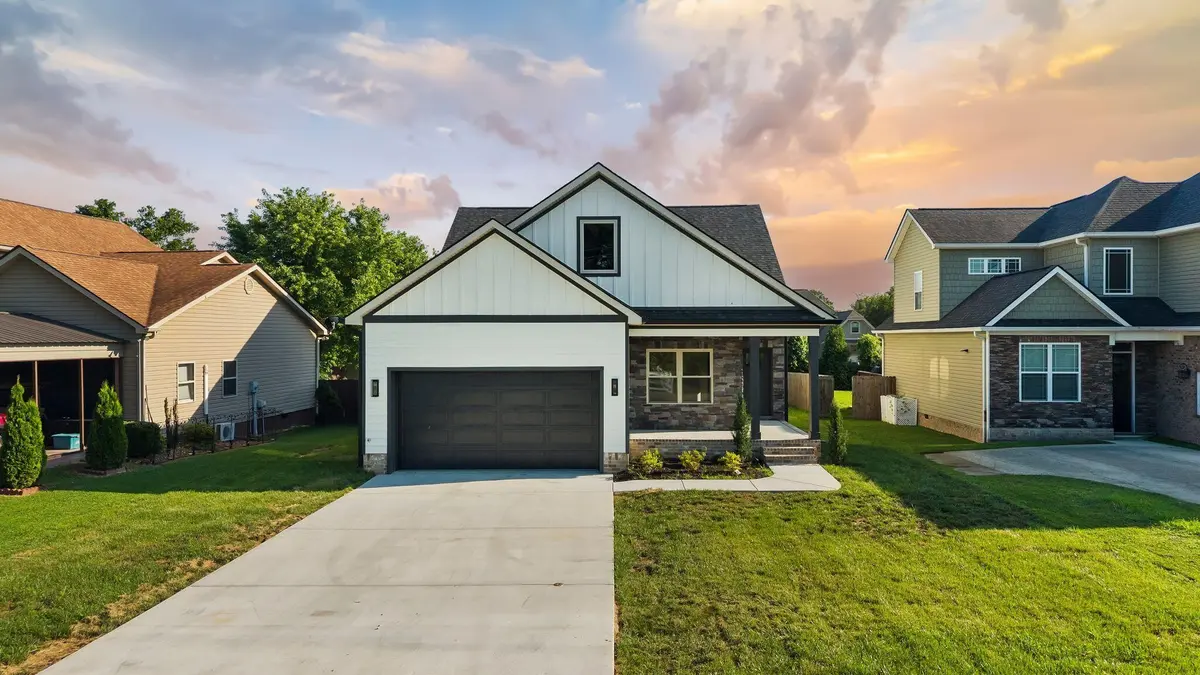 8524 Blanche Road, Ooltewah, TN 37363
