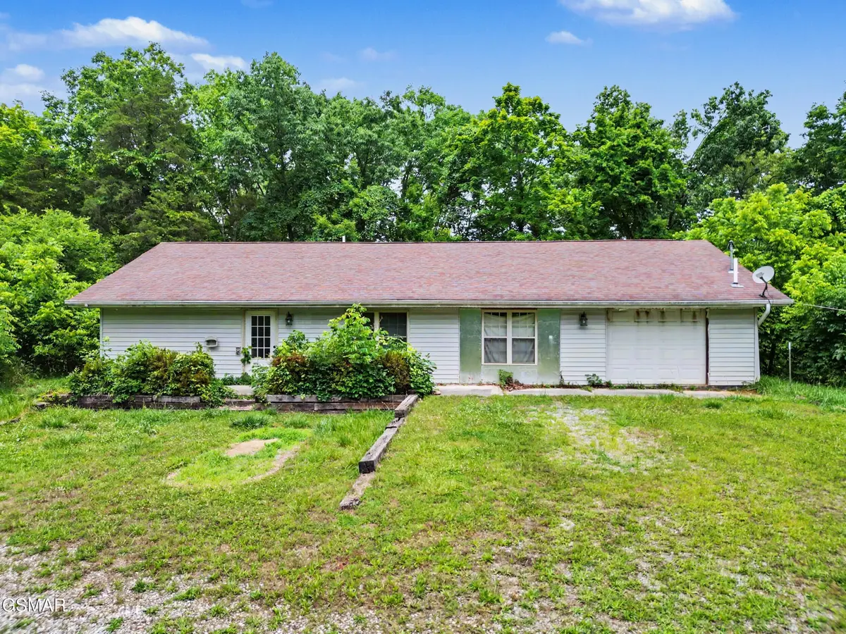1717 Elkins Road, Kodak, TN 37764