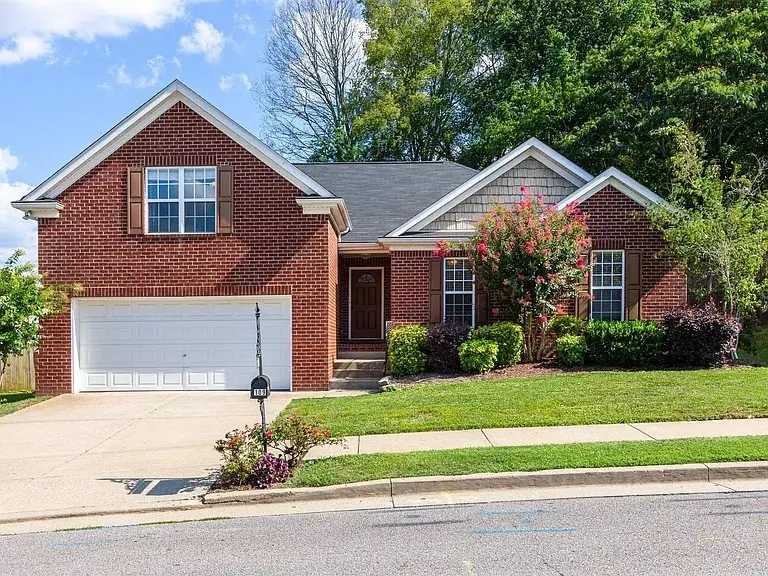 109 Lakeside Ct, Hermitage, TN 37076