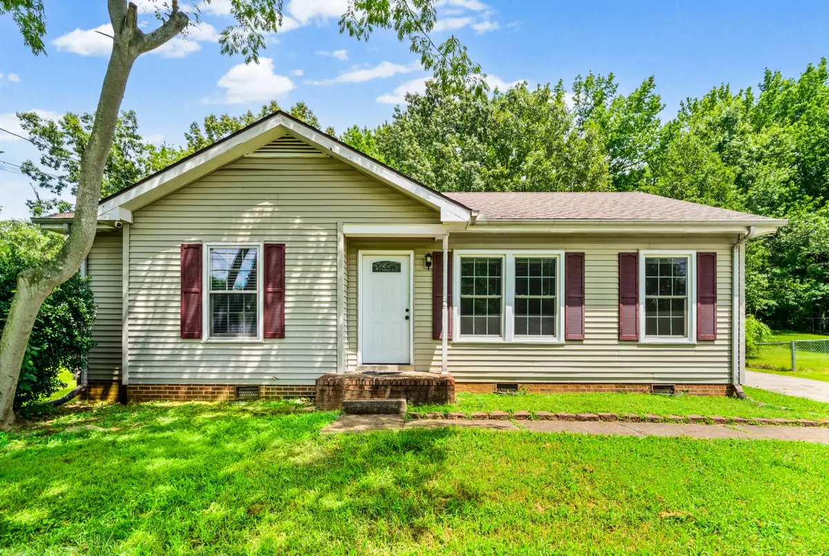 541 Donna Dr, Clarksville, TN 37042