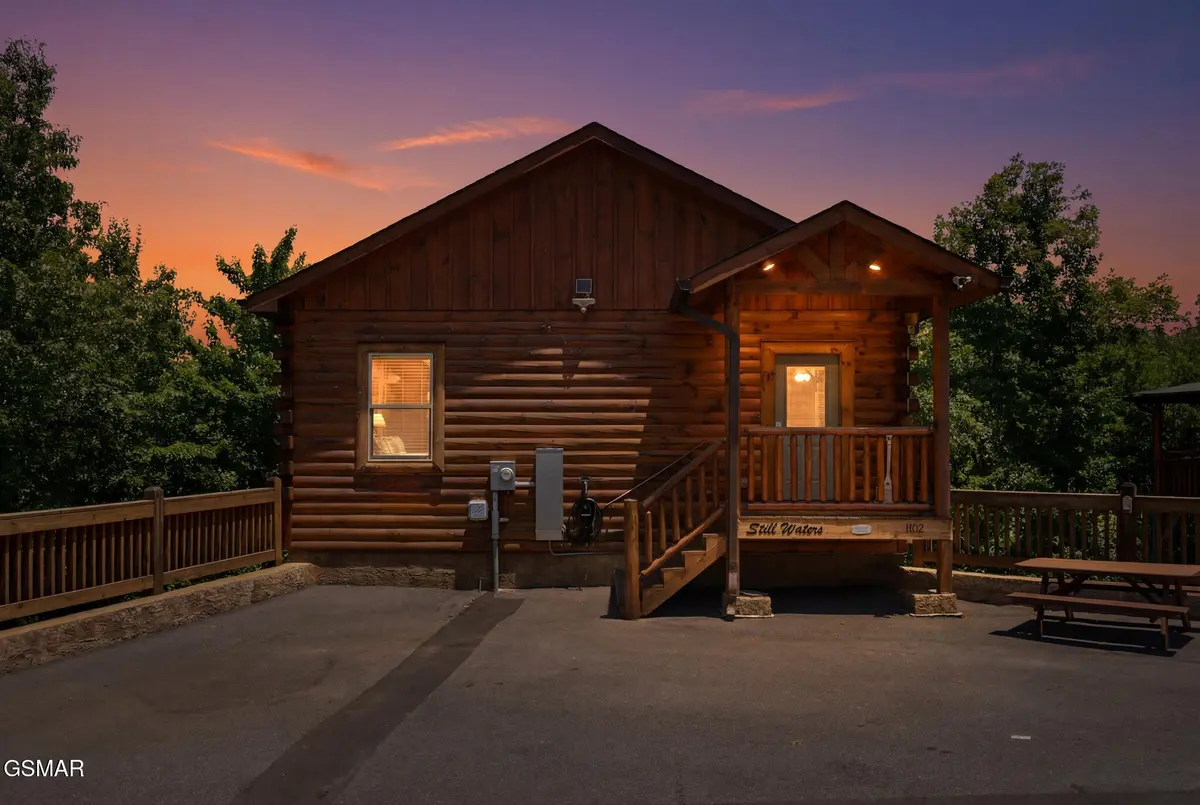 1012 Owls Nest Way, Sevierville, TN 37862