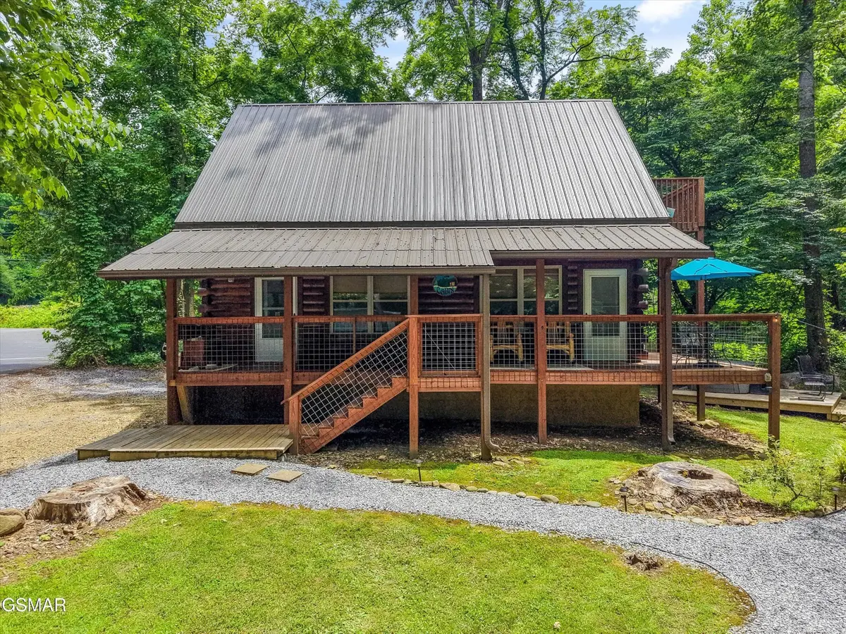 5236 Mathis Branch Road, Cosby, TN 37722