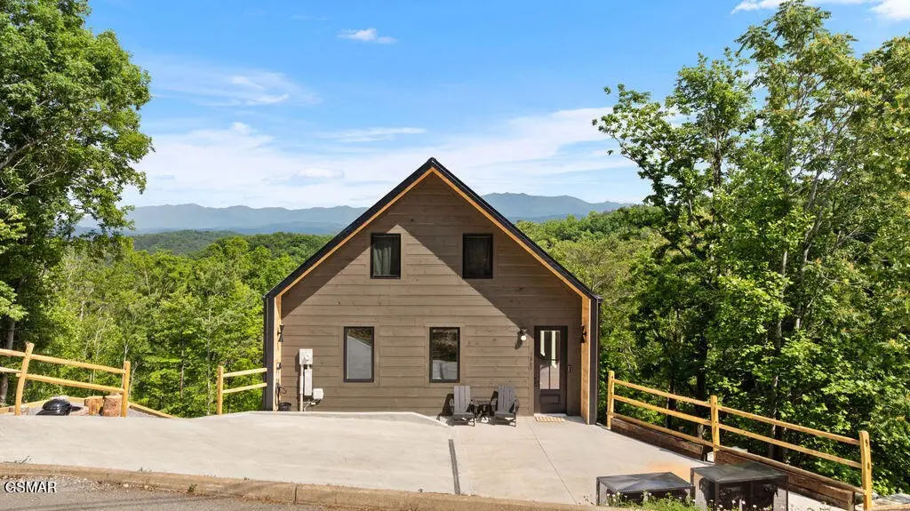 1863 Bluff Ridge Road, Sevierville, TN 37876