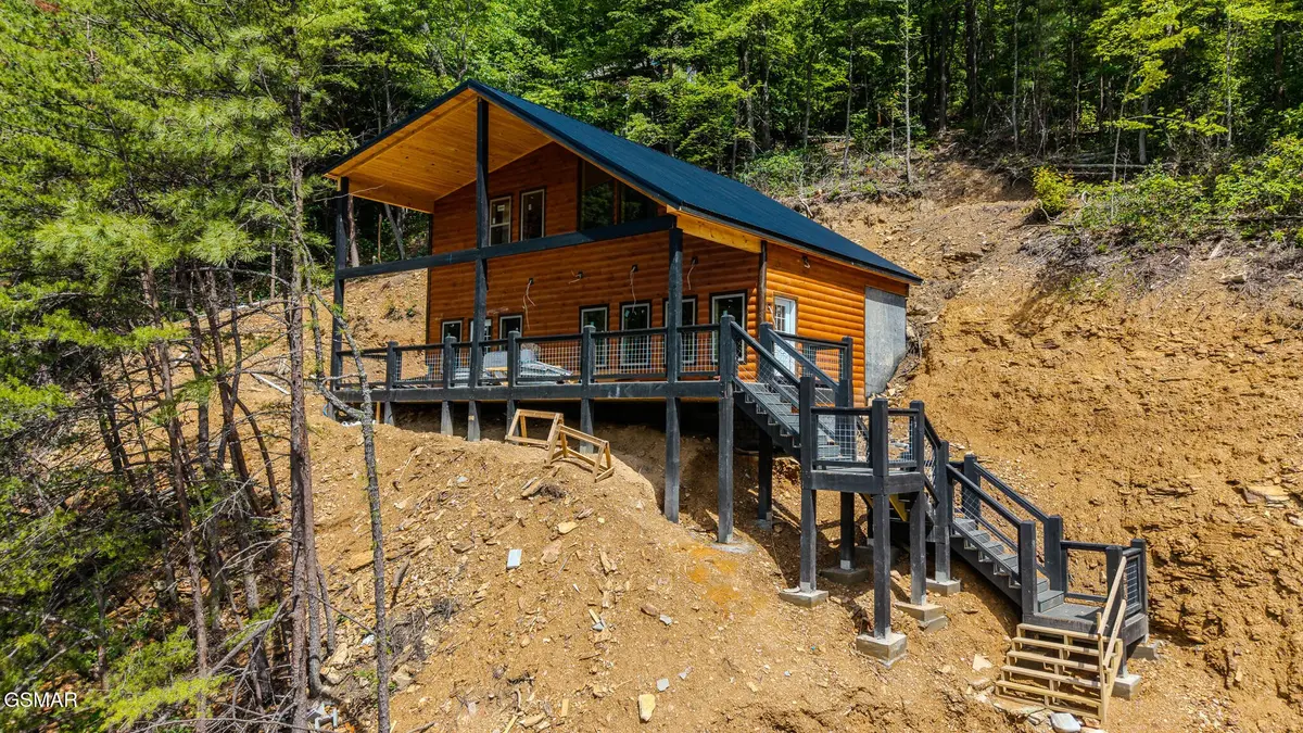 2743 Overholt Trail, Sevierville, TN 37862