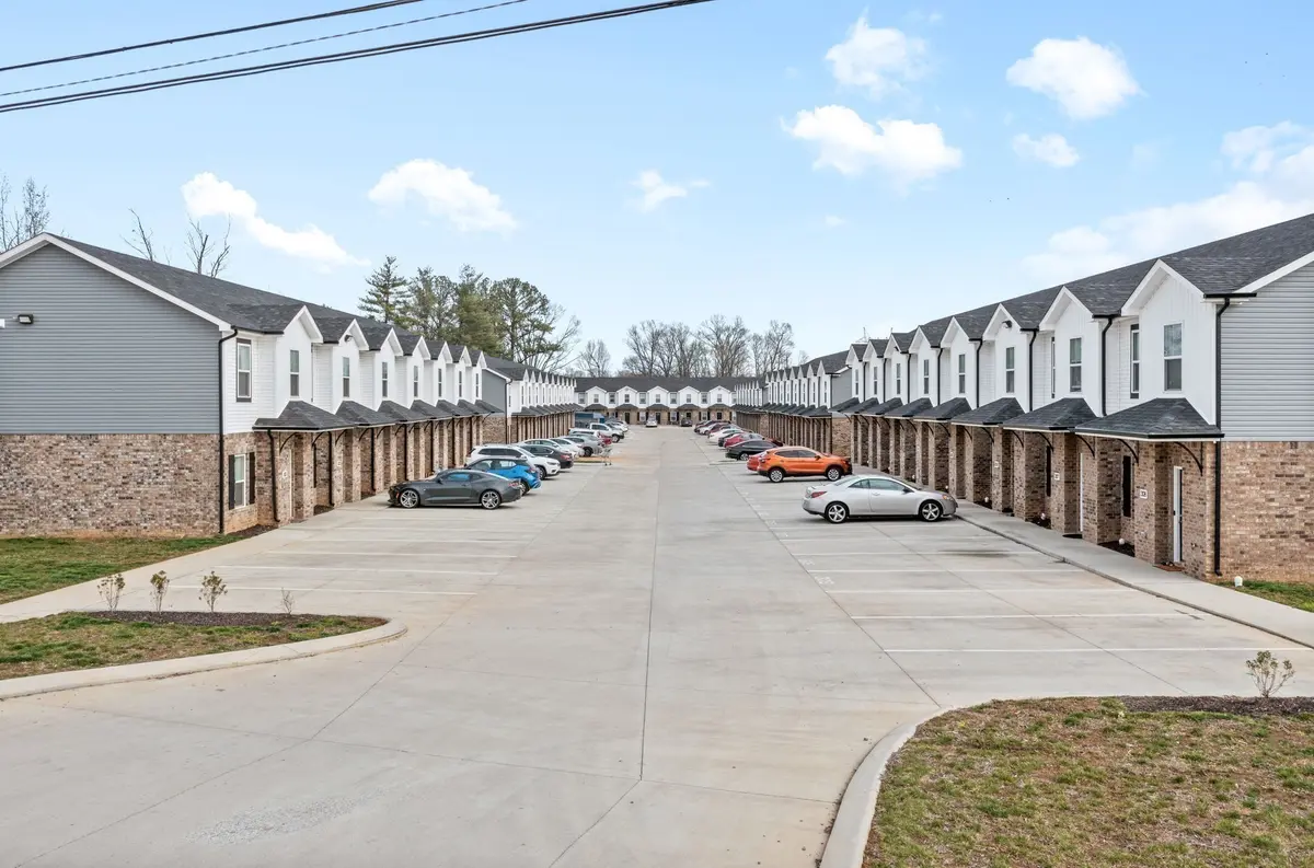 1625 Golf Club Ln #308, Clarksville, TN 37043