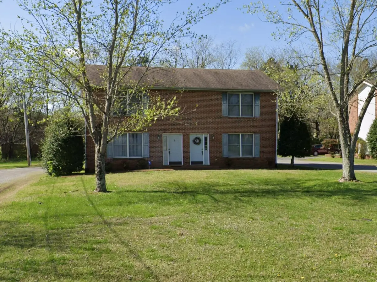 1706 Monument Ln #A, Lebanon, TN 37087