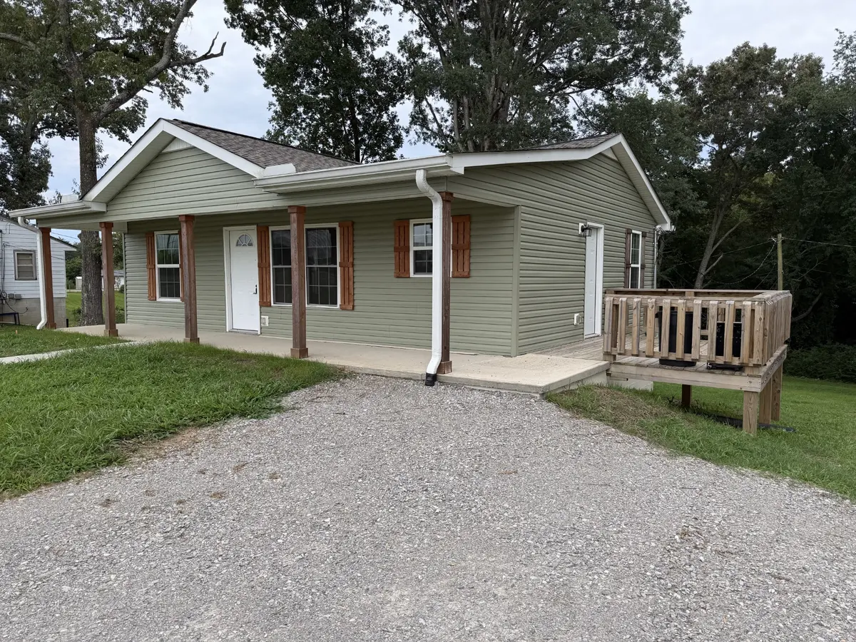 177 Kayla Ln, Mcminnville, TN 37110
