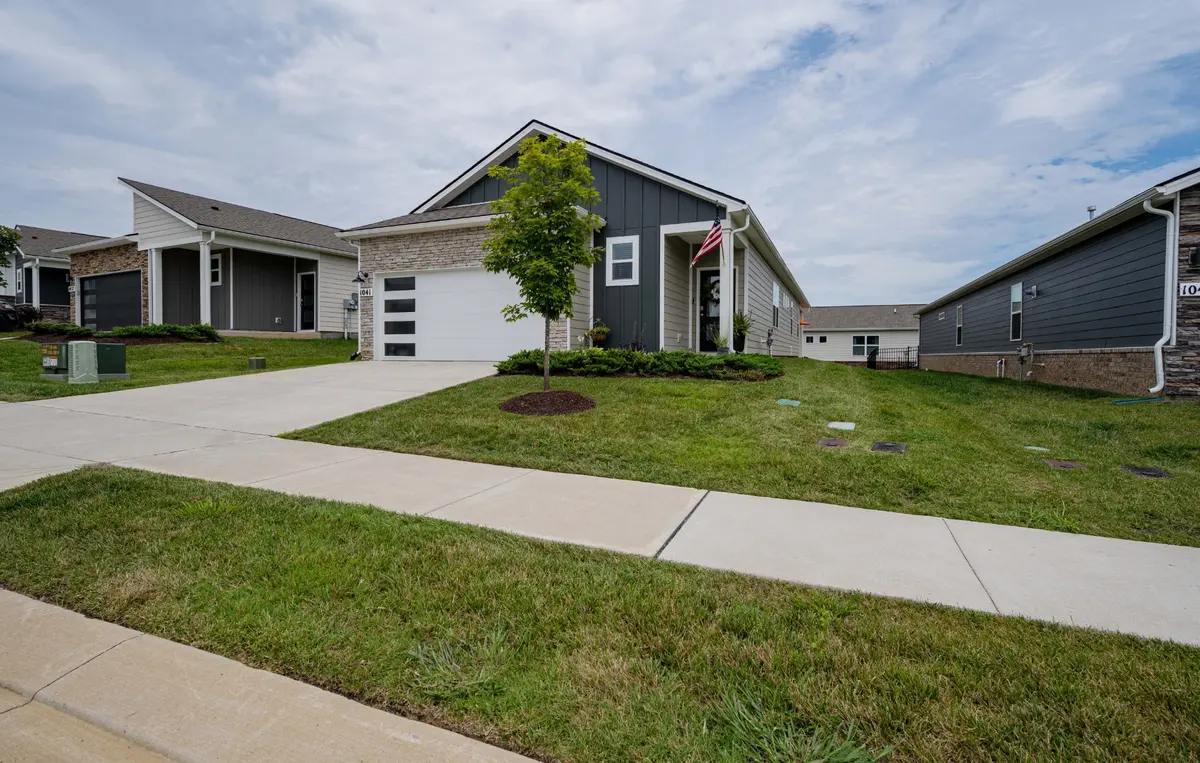 1041 Royal Gorge Pvt Ct, Gallatin, TN 37066