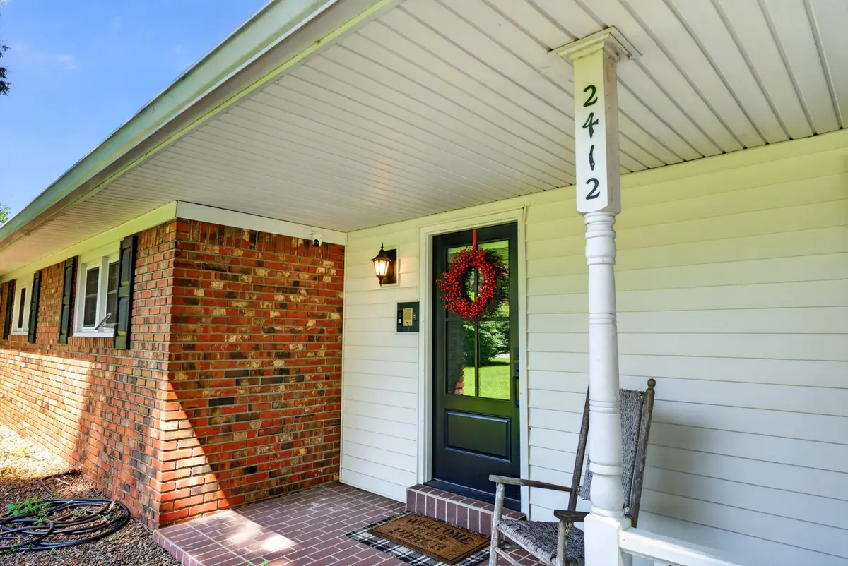2412 Grider Pond Rd, Bowling Green, KY 42104