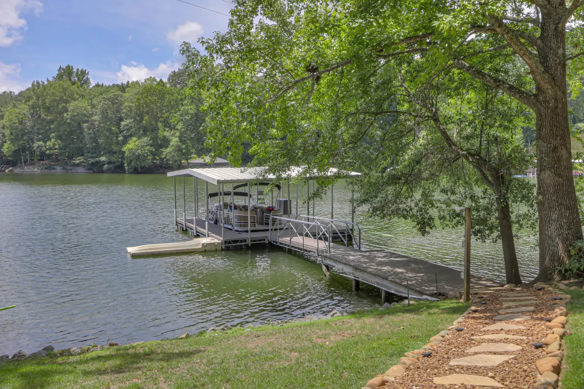 117 Lake St, Estill Springs, TN 37330