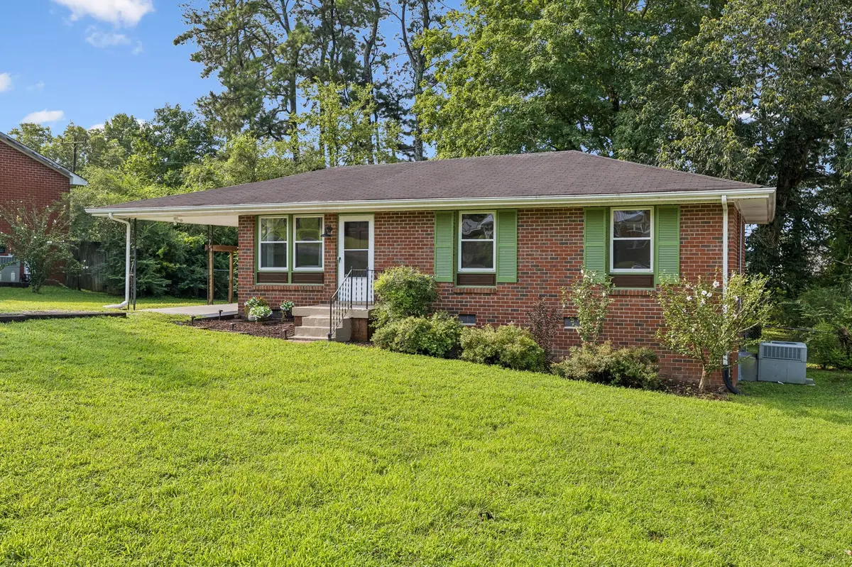 104 Miller Plaza, Ashland City, TN 37015