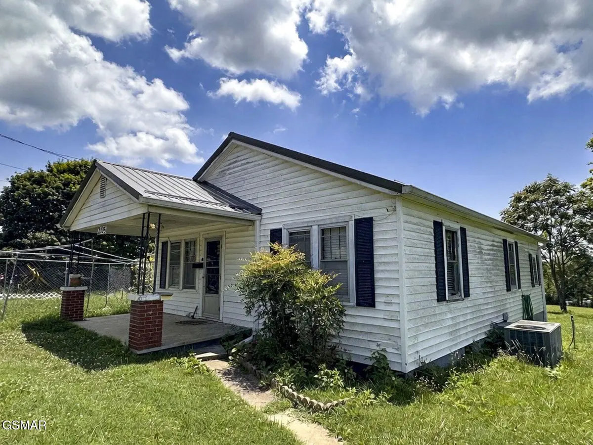 2105 Walnut Street, White Pine, TN 37890