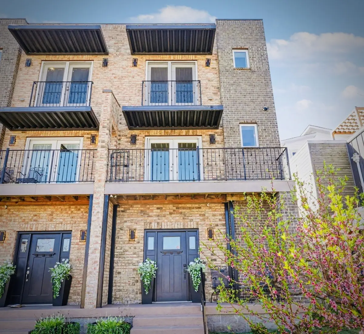 13A N Hill St, Nashville, TN 37210