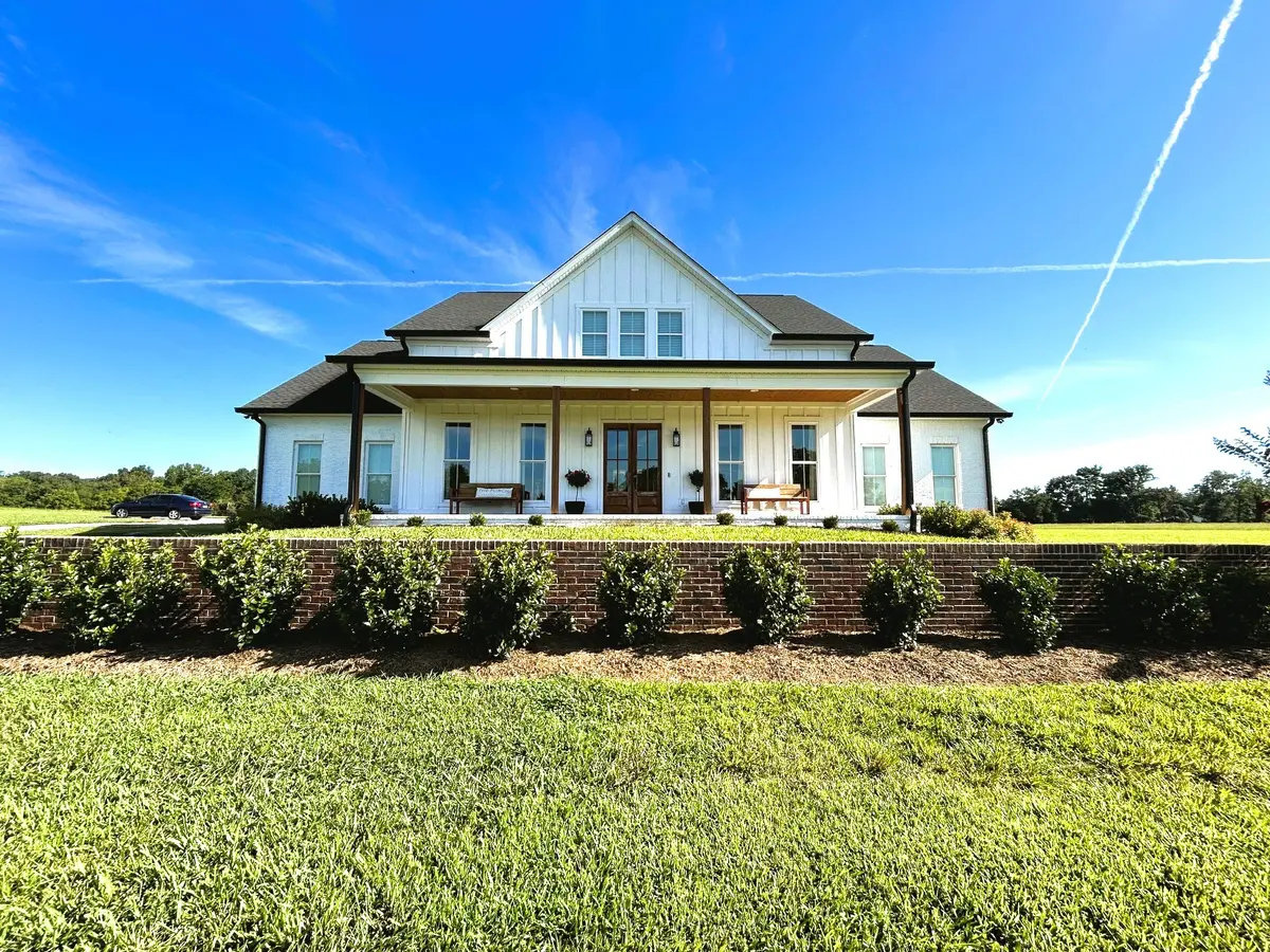 127 Bosham Rd, Westmoreland, TN 37186