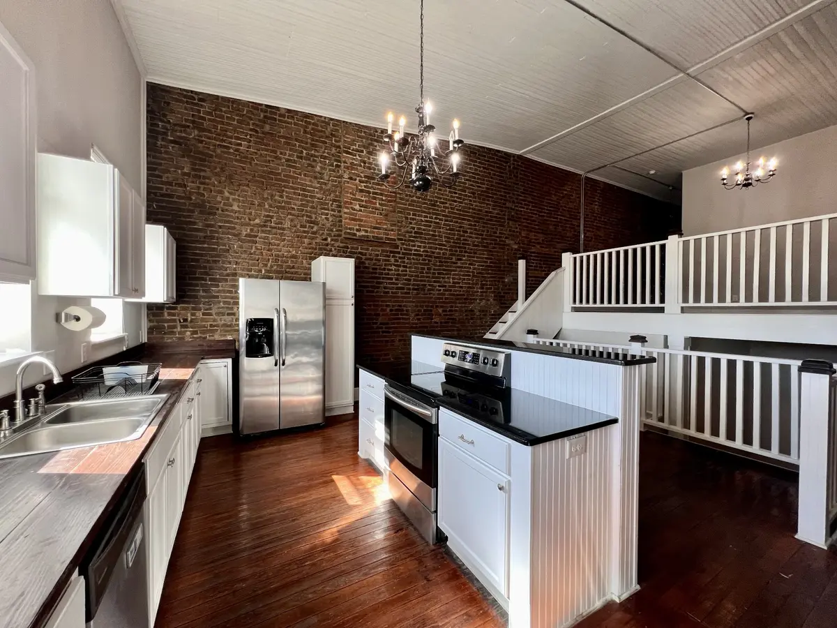 209 N 1st St, Pulaski, TN 38478