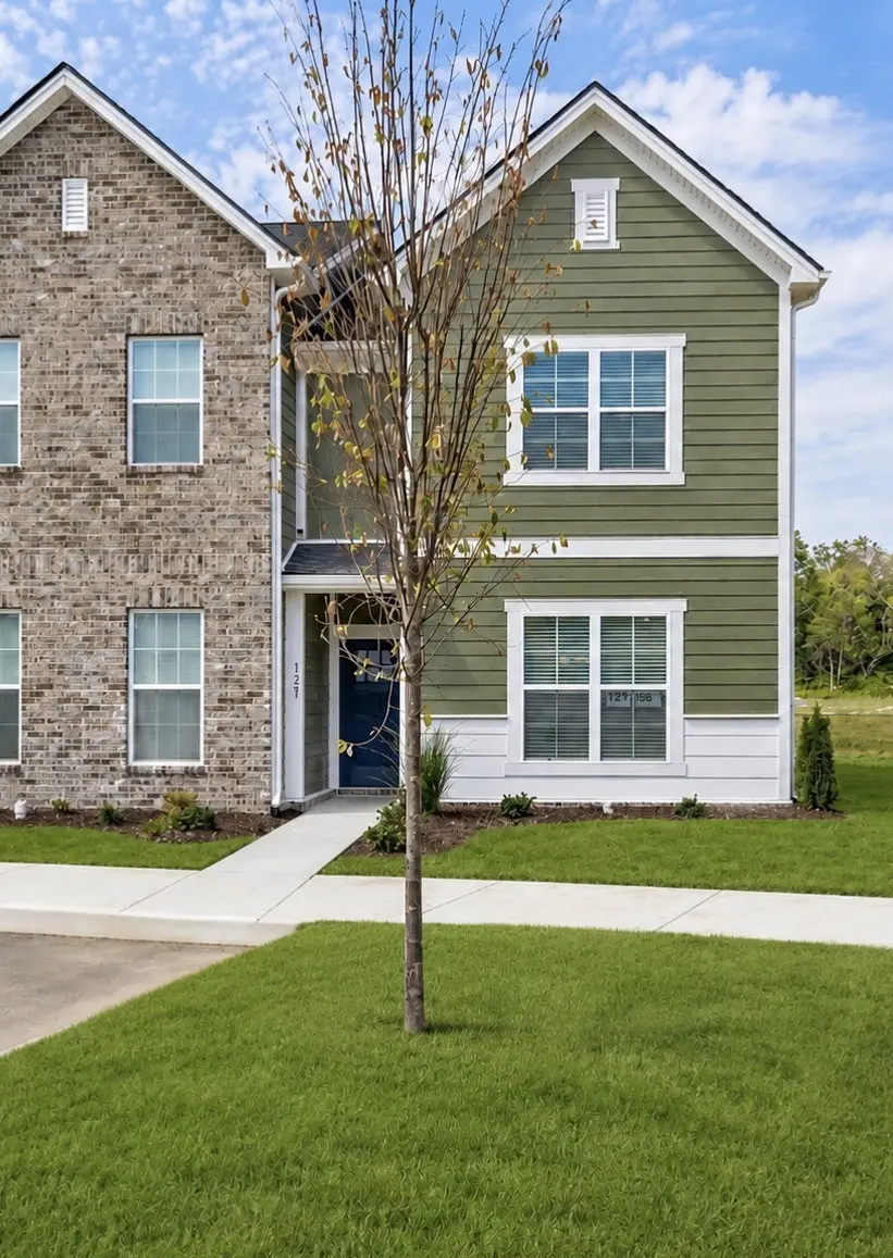 121 Floyd Jct, Lebanon, TN 37087