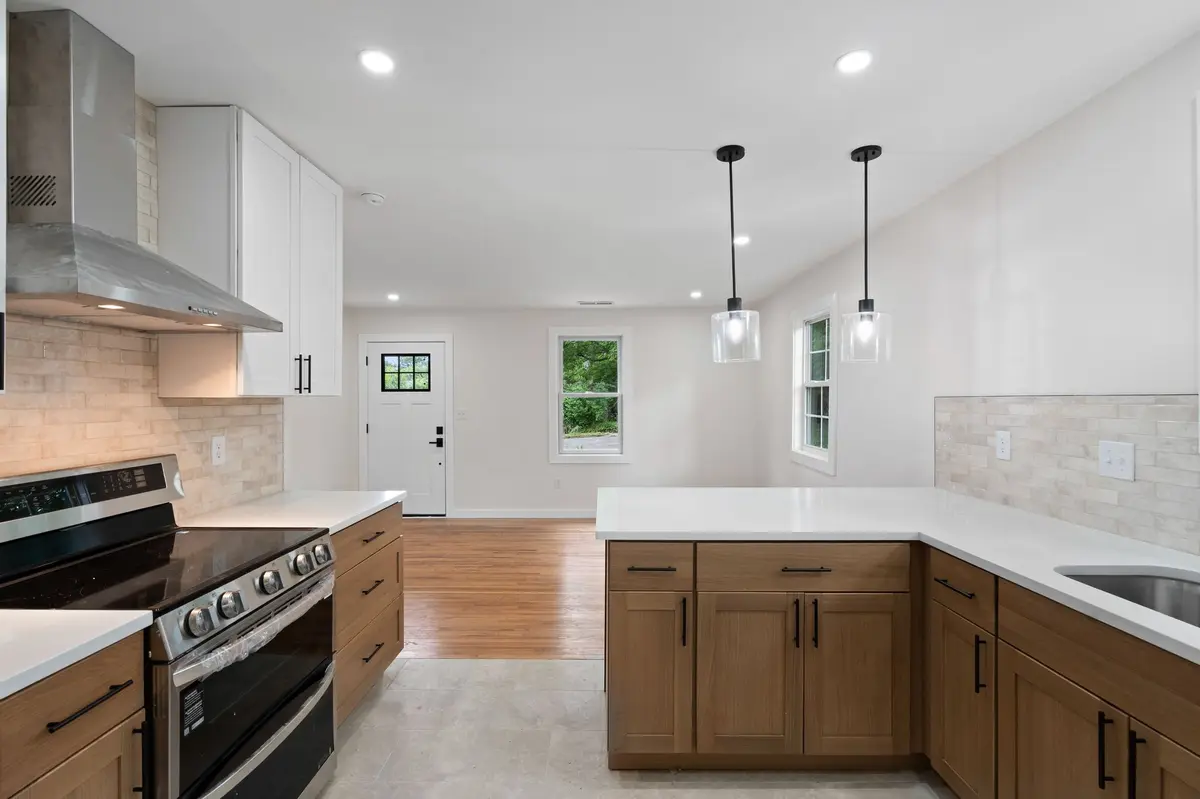 2026 Salem Mason Dr, Nashville, TN 37208