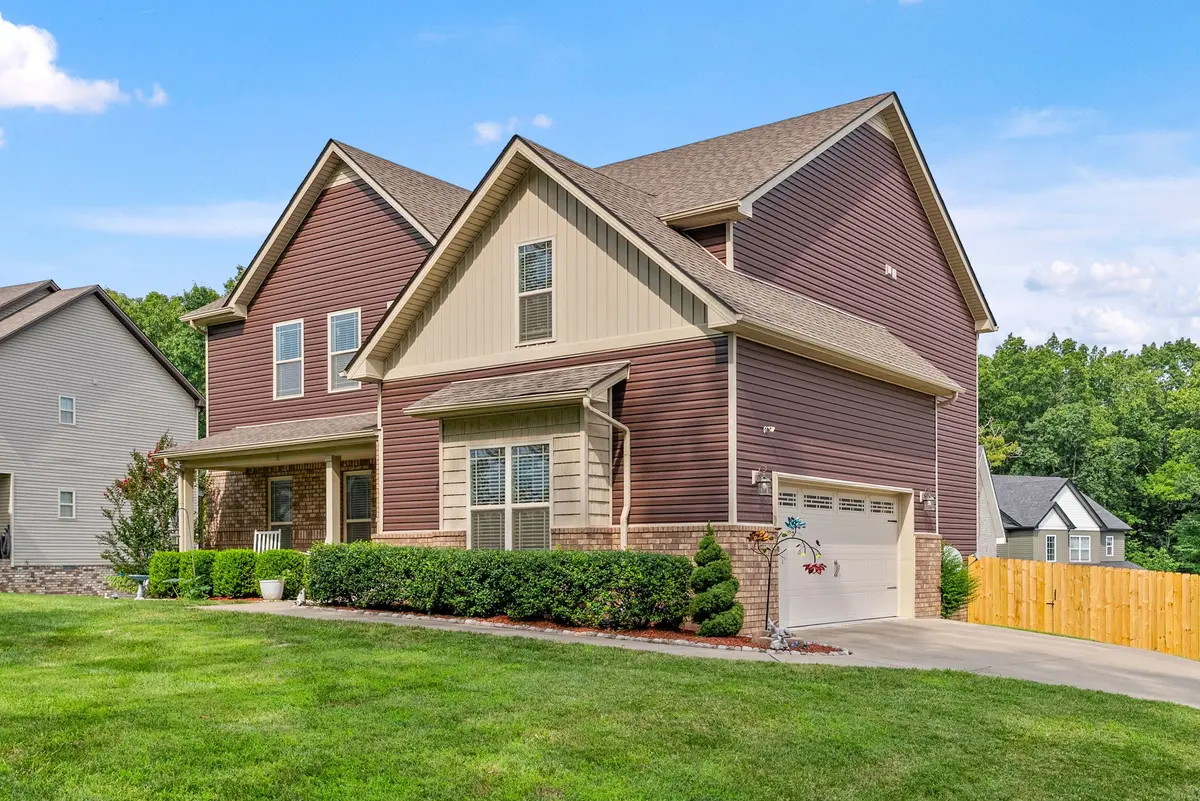 101 Brumfield Ct, Clarksville, TN 37043