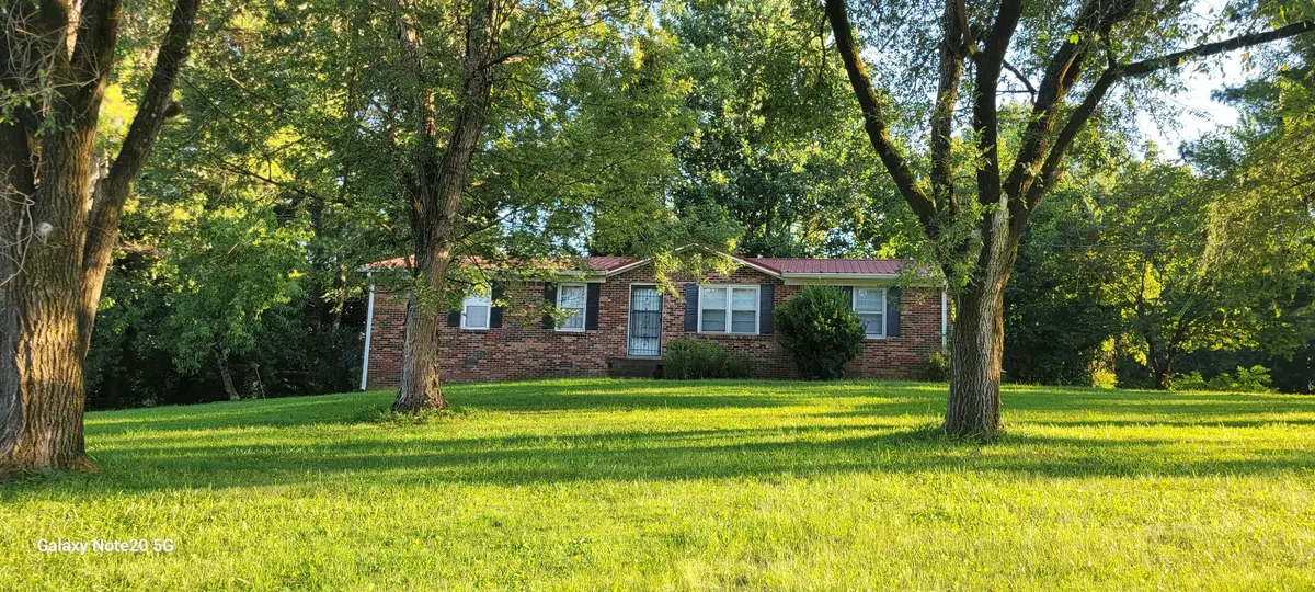 1025 Glenn Ave, Lewisburg, TN 37091