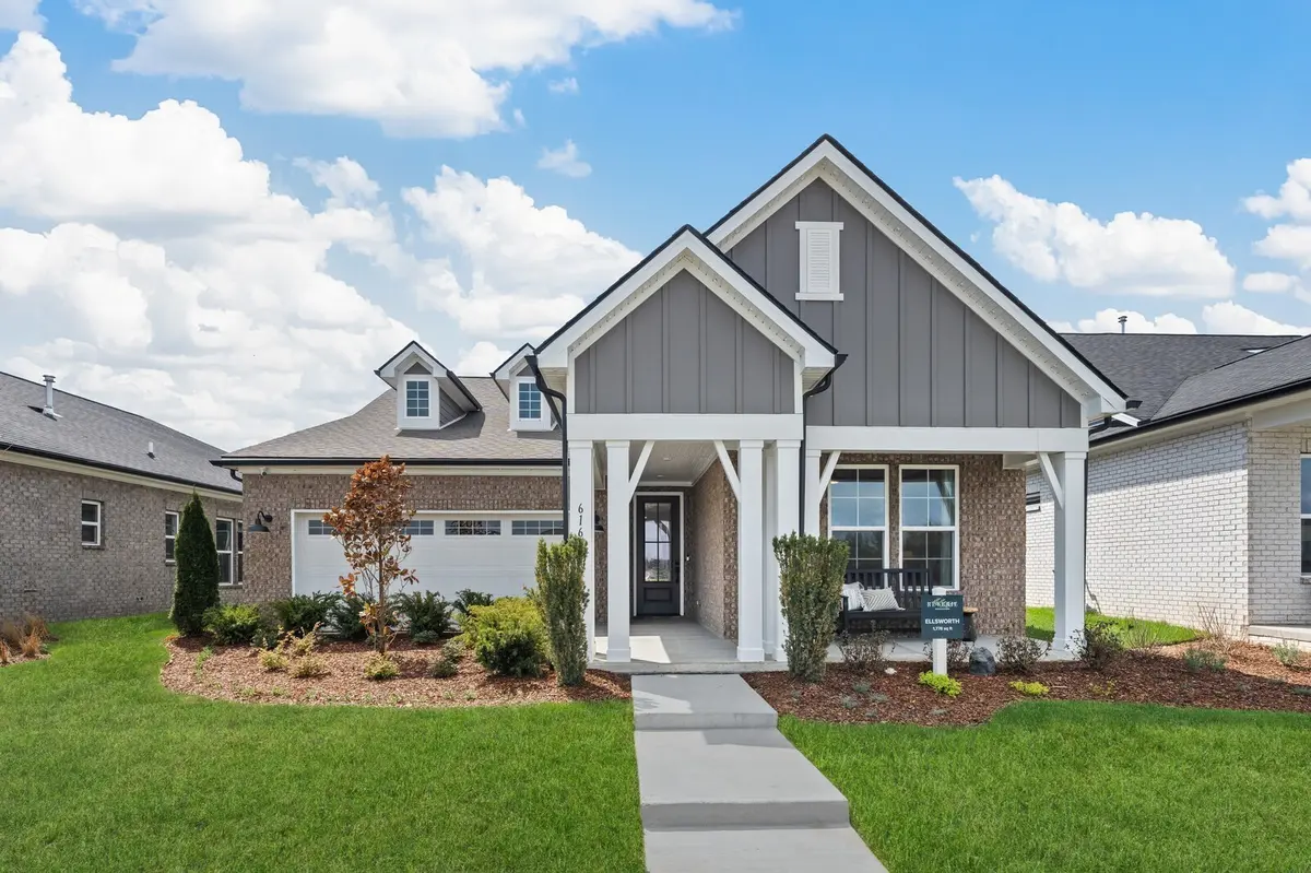 6165 Binns Lane, Hermitage, TN 37076