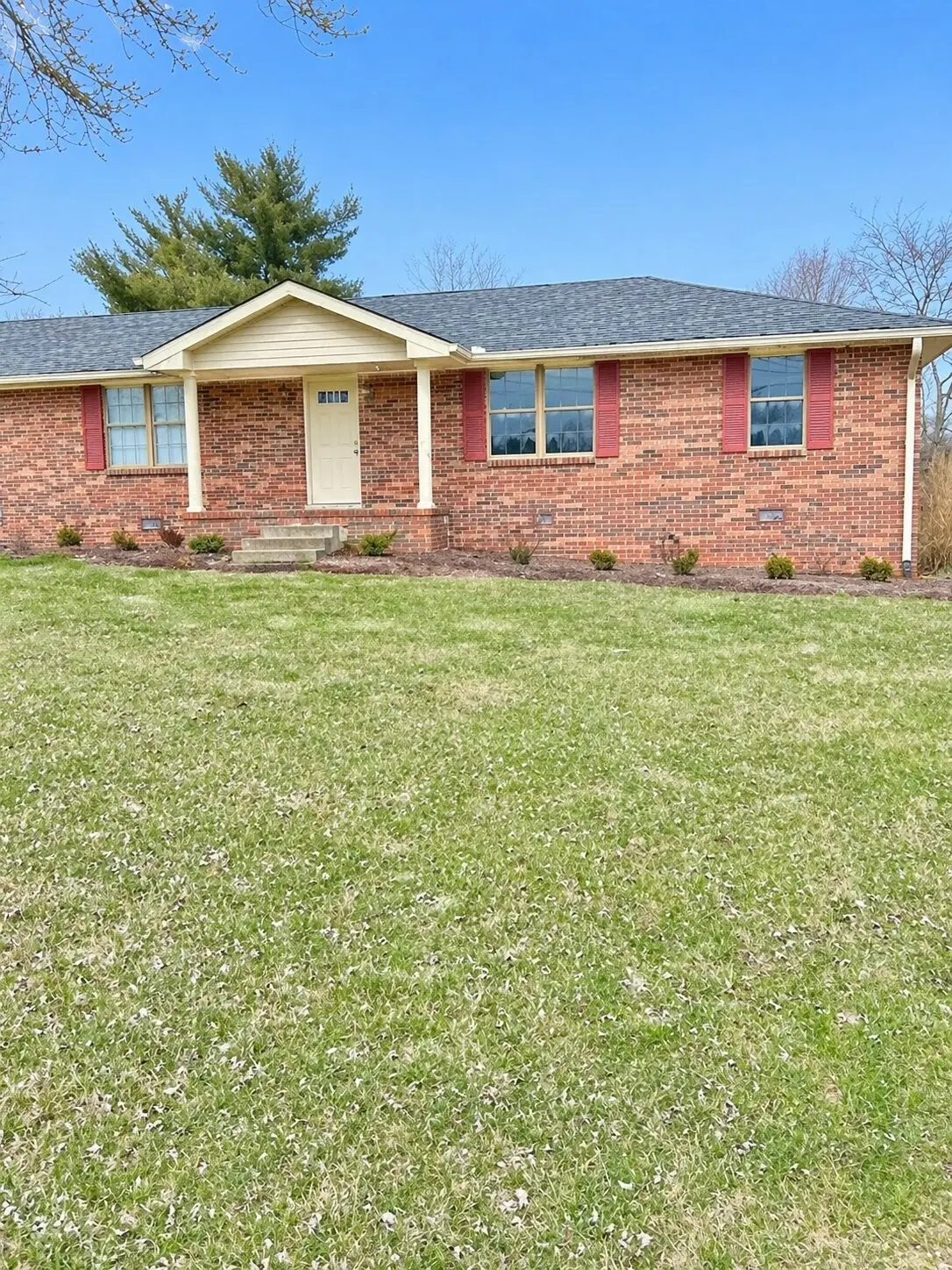 1611 Hartsville Pike, Gallatin, TN 37066