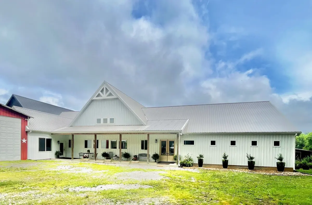 105 McKinney Rd, Gordonsville, TN 38563
