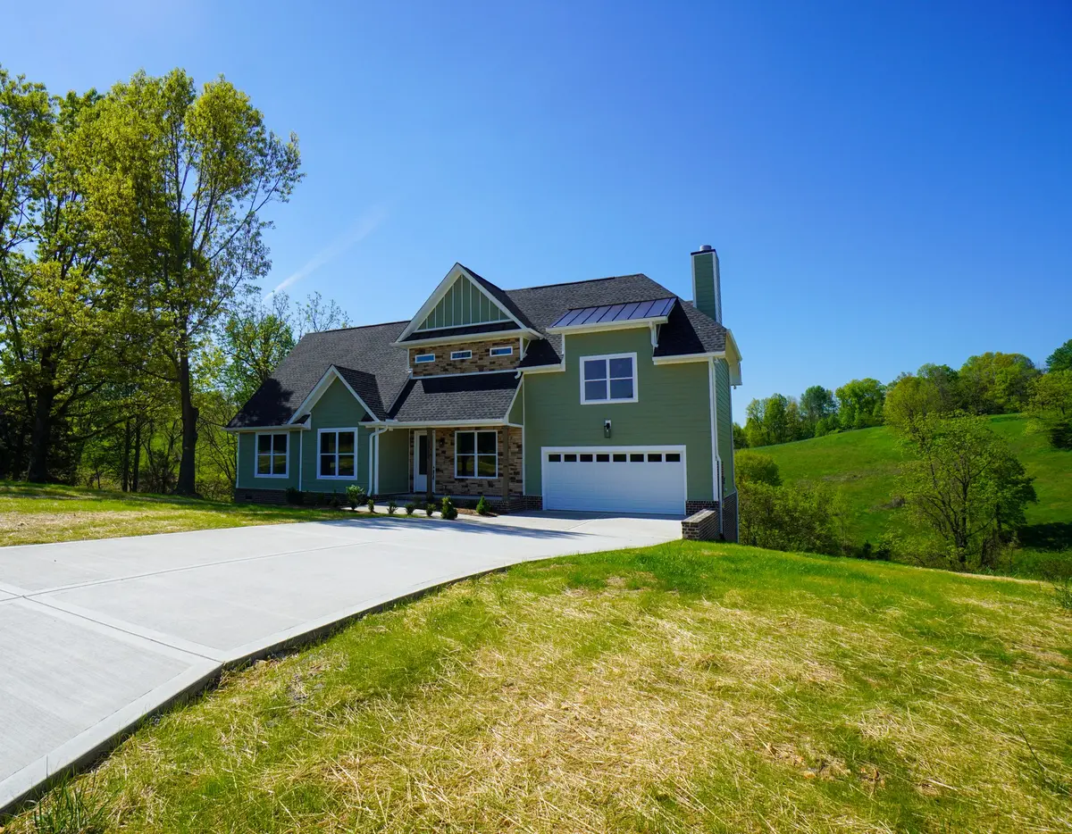3035 Wixtown Rd, Westmoreland, TN 37186