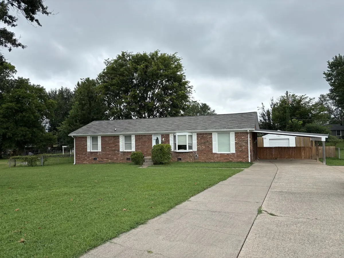 294 Tiny Town Rd, Clarksville, TN 37042