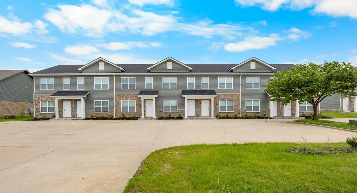 2209 Eldos Trace Cir #B, Clarksville, TN 37042