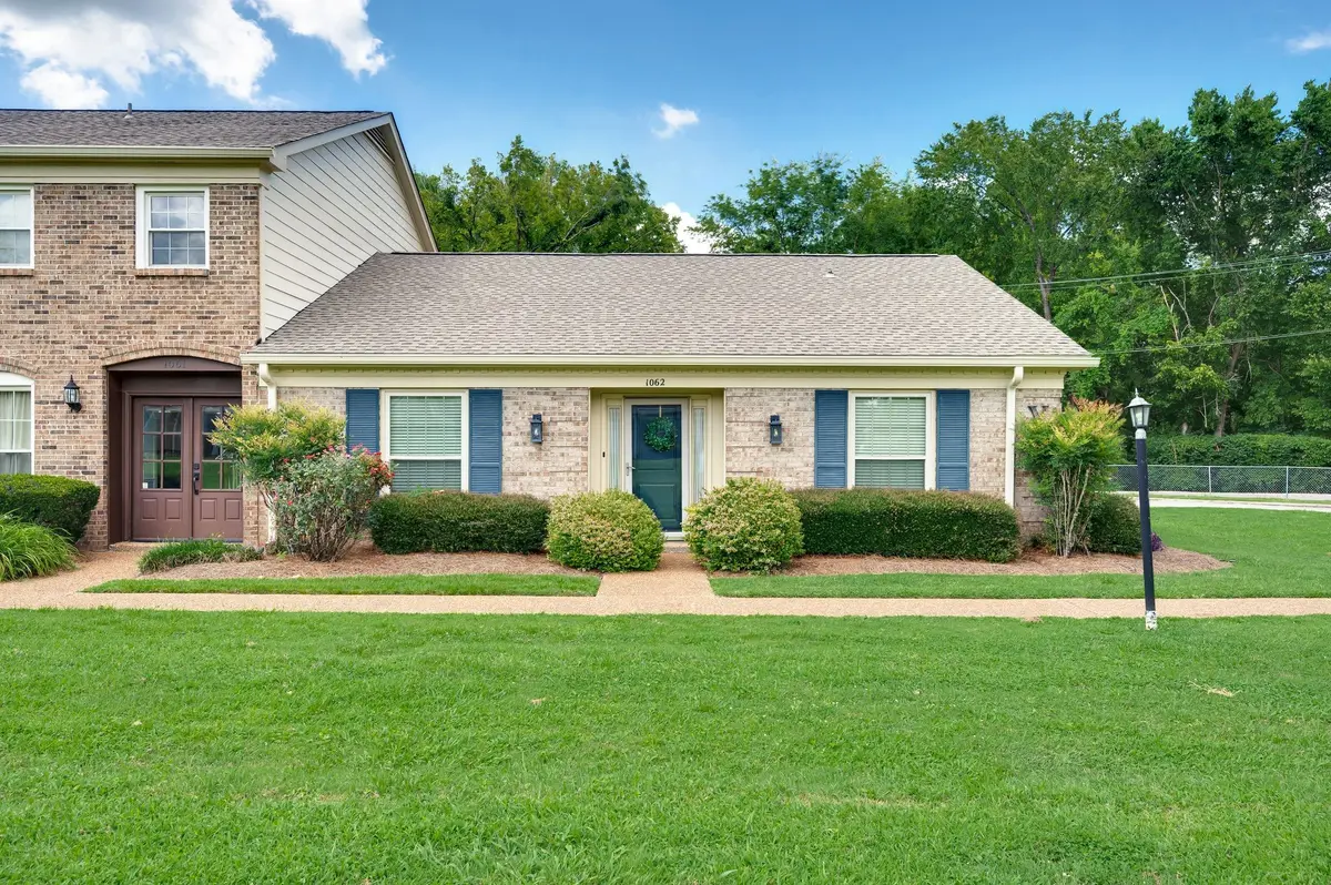 1062 Todd Preis Dr, Nashville, TN 37221