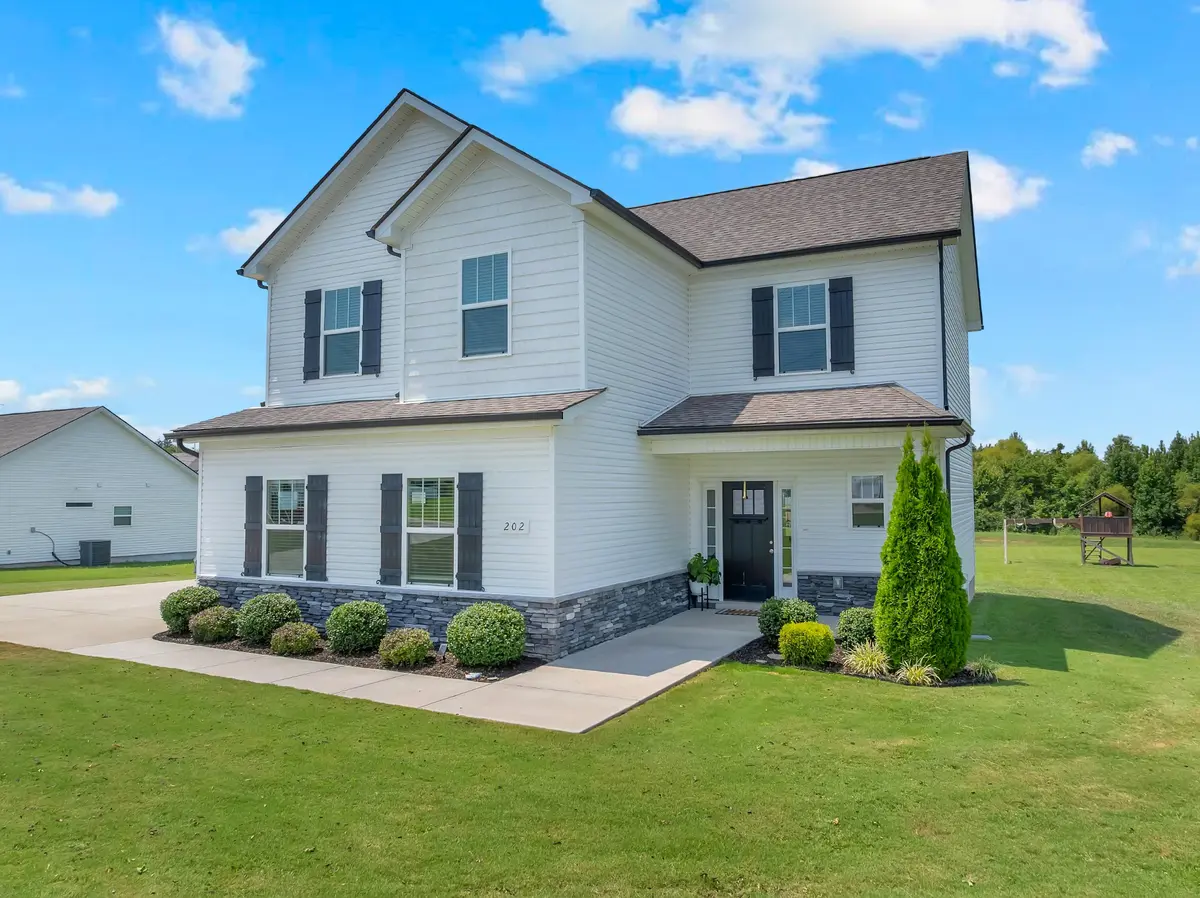 202 Durum St, Shelbyville, TN 37160