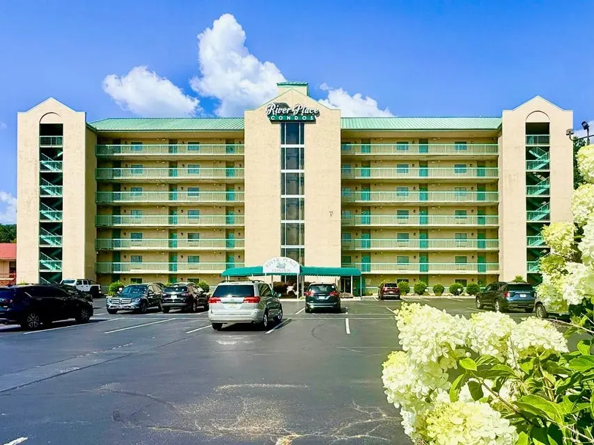 3215 River Road #N #Ste 103, Pigeon Forge, TN 37863