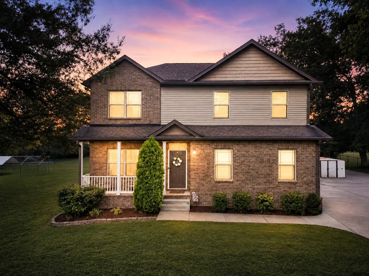 2272 Zion Rd, Columbia, TN 38401