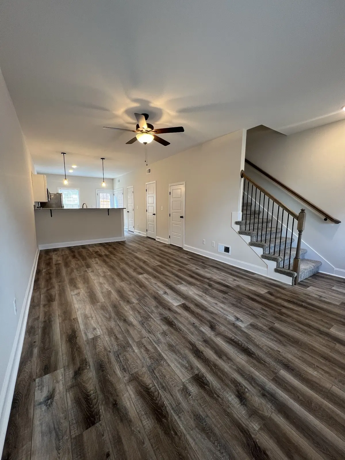 550 Peachers Mill Rd #B3, Clarksville, TN 37042
