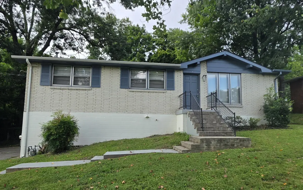 125 Curtis Cross Roads, Hendersonville, TN 37075