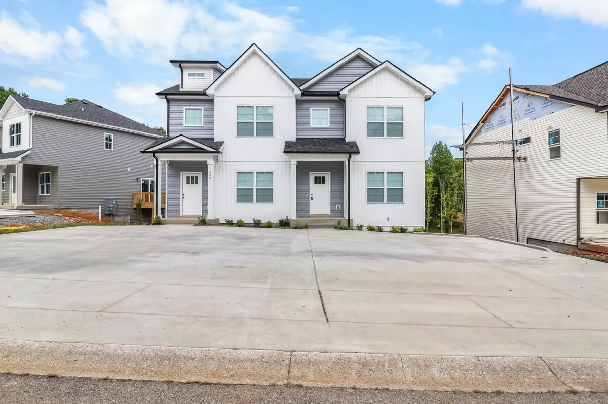 409 Cook Dr #B, Clarksville, TN 37042