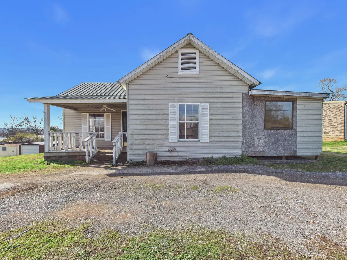 605 Bennett Street, Sweetwater, TN 37874