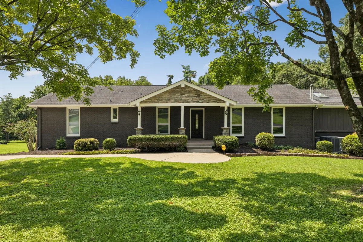 326 Draper Cir, Goodlettsville, TN 37072