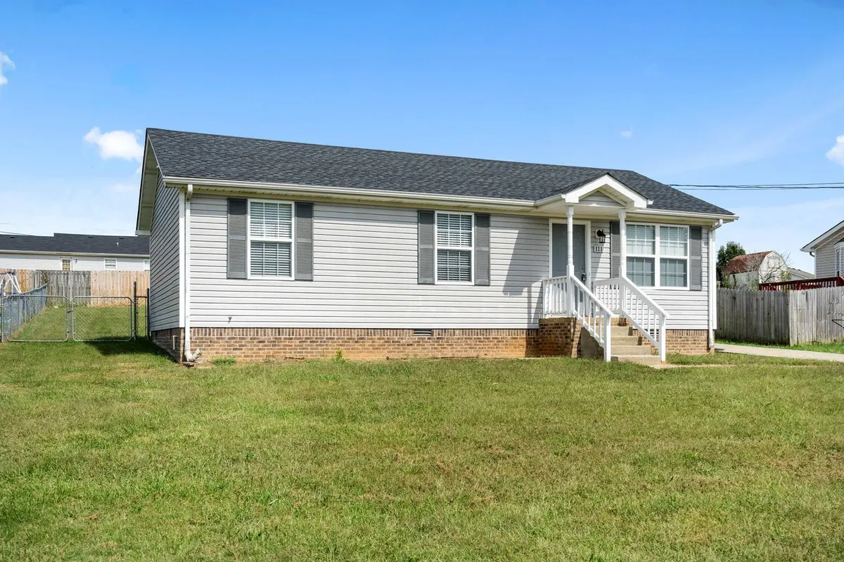 111 Grant Ave, Oak Grove, KY 42262